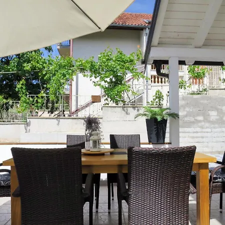 Dada By Interhome בית נופש סבטי פיליפ אי ג'קוב