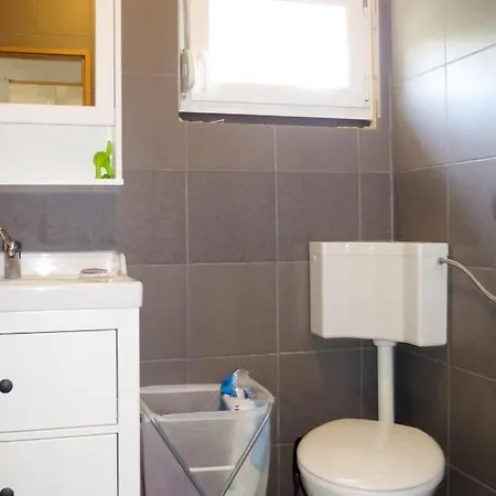 Casa de Férias Dada By Interhome